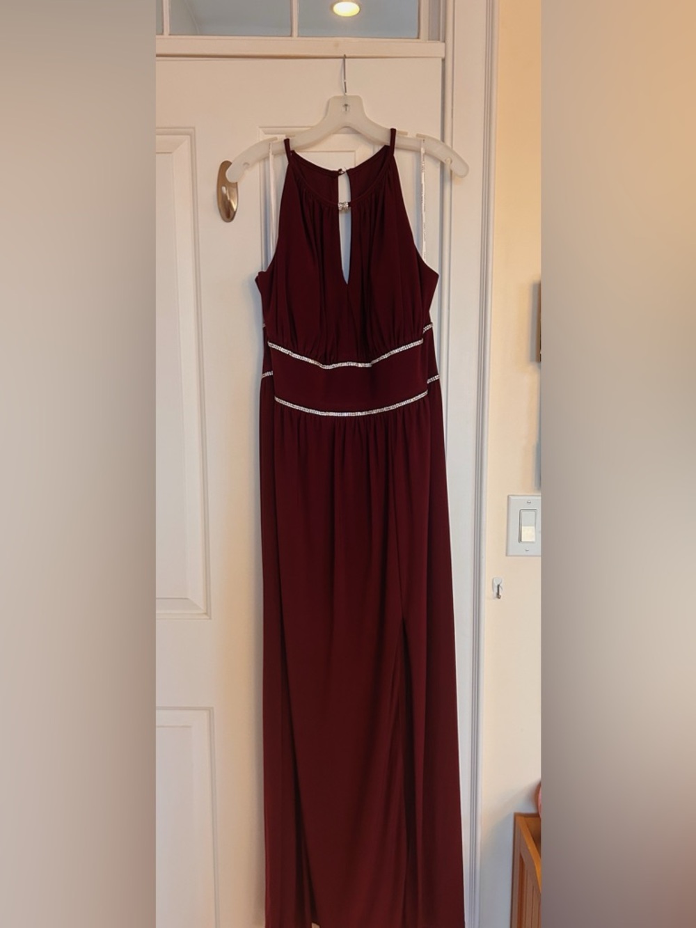 NWOT maroon floor length dress✨ - Picture 4 of 10
